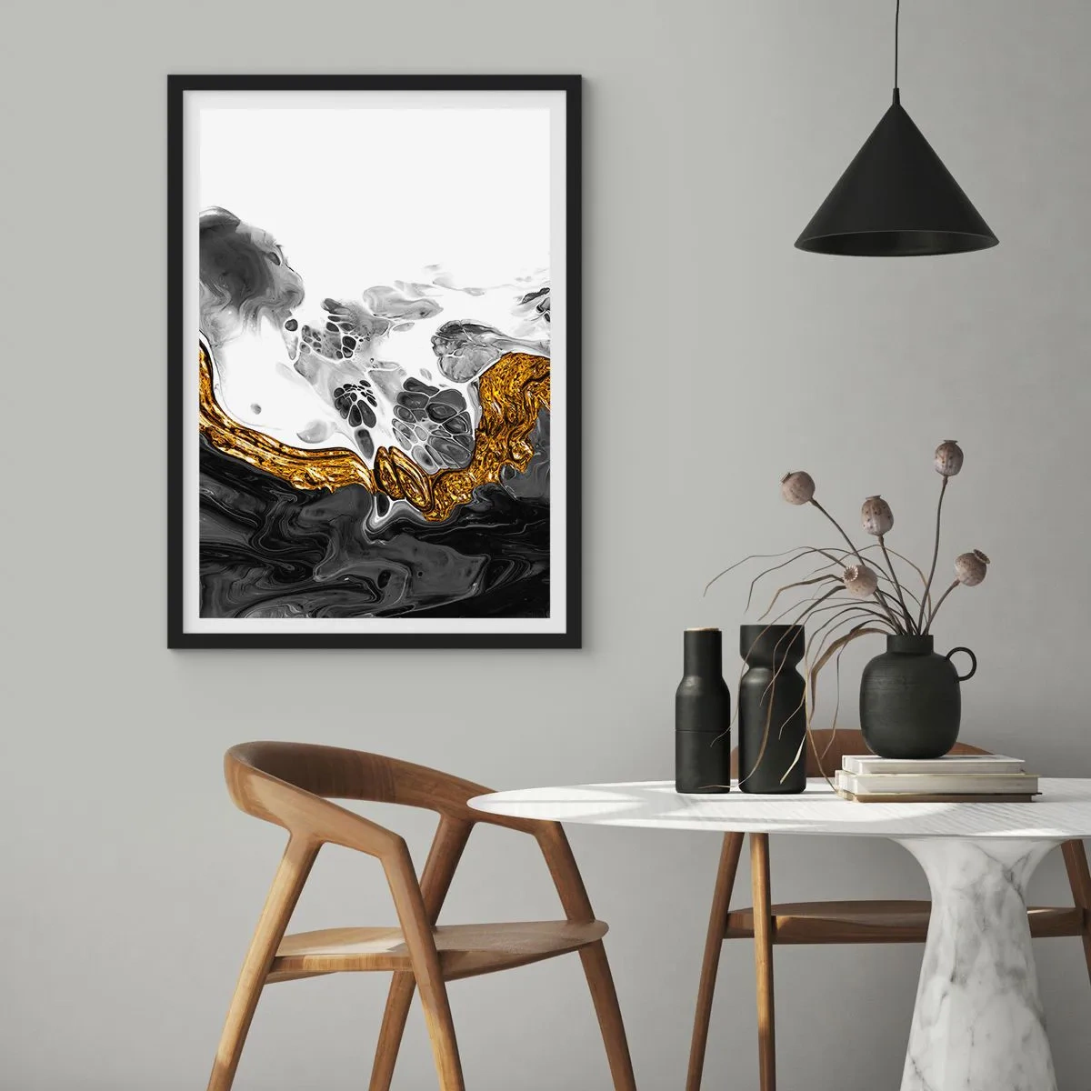 Pôster com moldura preta - Composição abstrata de preto, branco e dourado - 50x70cm - Composição orgânica - Decoração de parede moderna para a sala de estar e quarto ARTTOR