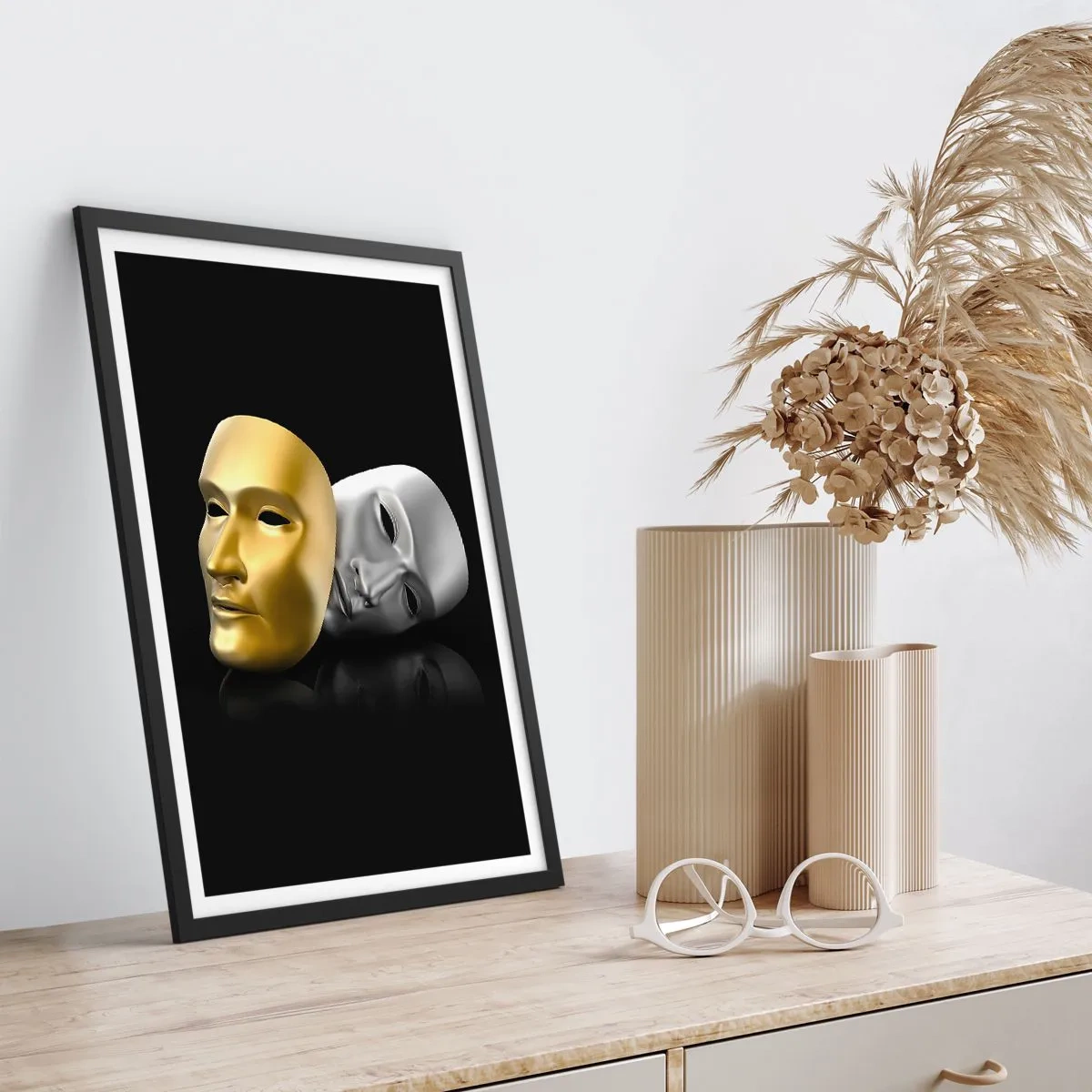 Pôster com moldura preta - Máscara de ouro e prata em fundo preto - 50x70cm - A vida é um teatro - Decoração de parede moderna para a sala de estar e quarto ARTTOR