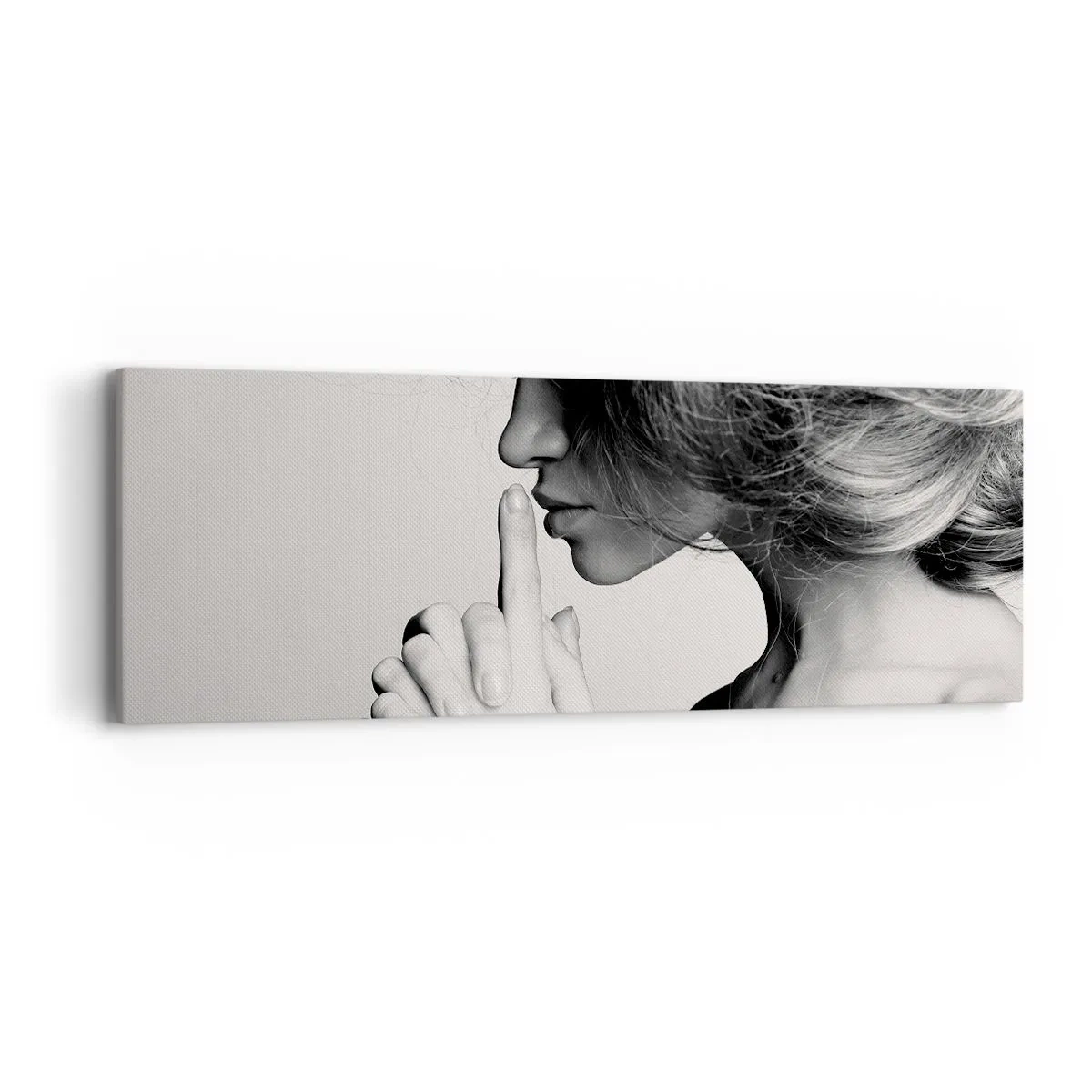 Quadro em tela - Ouvindo-se a si própria - 90x30 cm