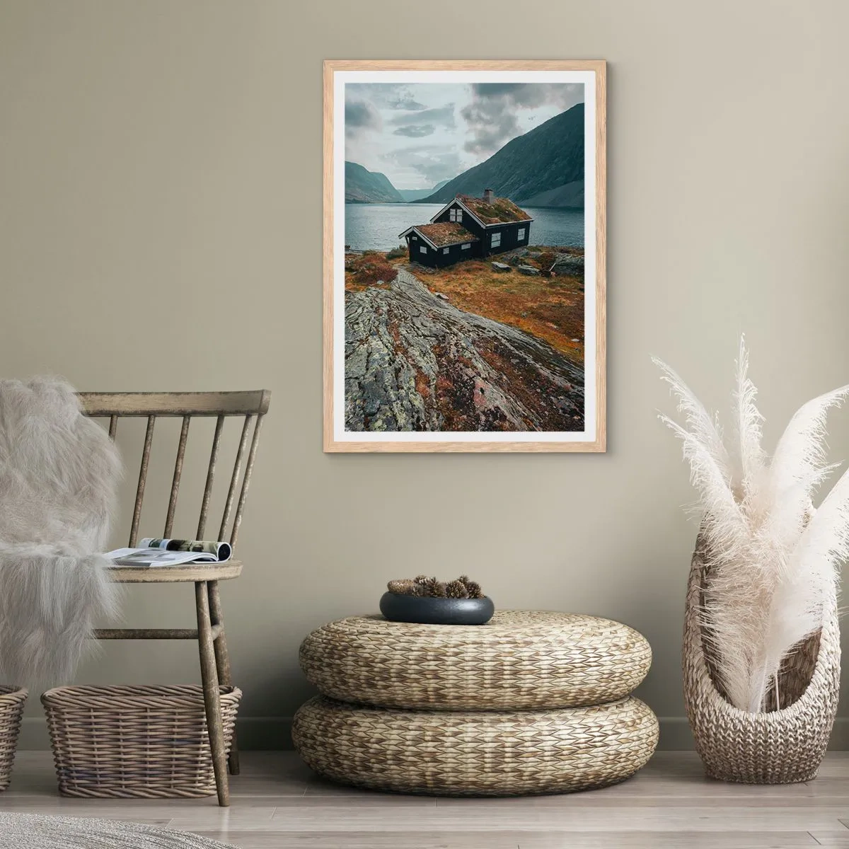 Pôster com moldura de carvalho claro - Uma estância de verão junto ao fiorde - 50x70 cm