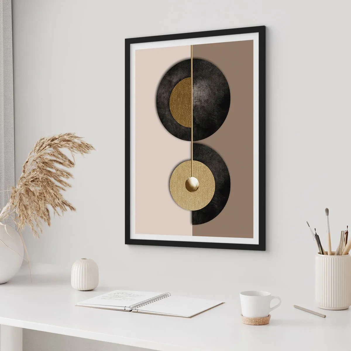 Pôster com moldura preta - Abstração moderna com detalhes geométricos em ouro - 50x70cm - Variações ao redor do círculo - Decoração de parede moderna para a sala de estar e quarto ARTTOR