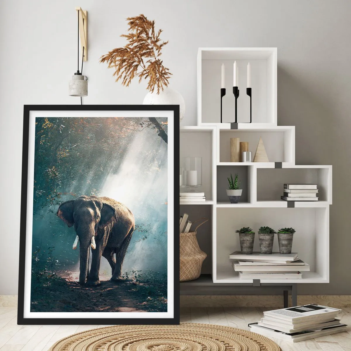 Pôster com moldura preta - Um elefante tomando sol em uma floresta densa - 50x70cm - Um passeio descontraído - Decoração de parede moderna para a sala de estar e quarto ARTTOR