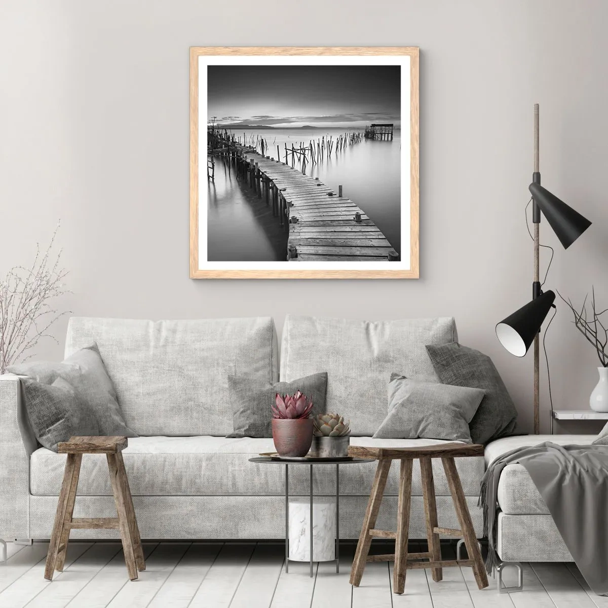 Pôster com moldura de carvalho claro - A tranquilidade de uma costa esquecida - 60x60 cm