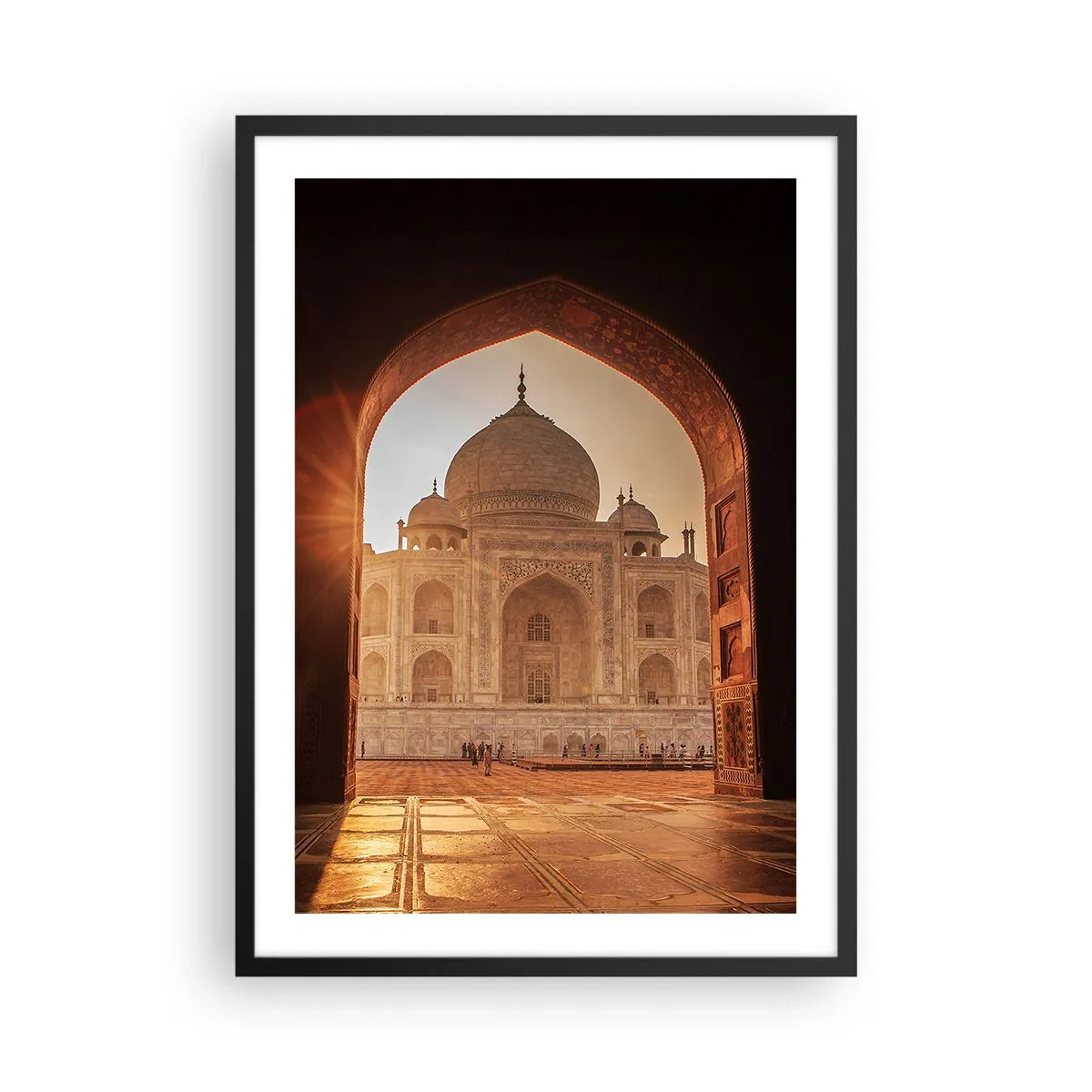 Pôster com moldura preta - A estrutura monumental vista através do arco ornamentado ao pôr do sol - 50x70cm - Monumento ao amor sobrenatural - Decoração de parede moderna para a sala de estar e quarto ARTTOR