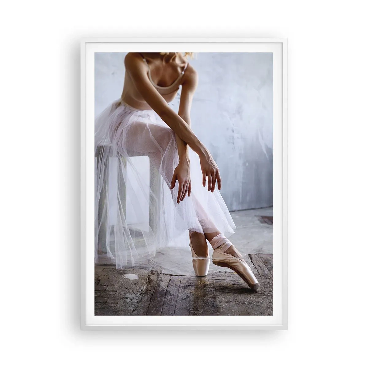 Pôster em moldura branca - Antes das luzes da ribalta ascenderem - 70x100 cm