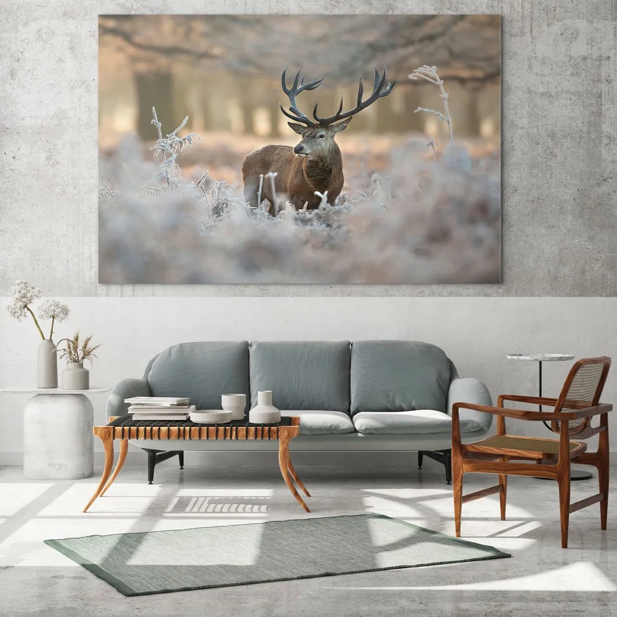 Quadro em vidro - Um cervo em uma clareira gelada cercada por uma floresta de inverno - 70x50cm - Uma manhã fresca - Decoração de parede moderna para a sala de estar e quarto ARTTOR
