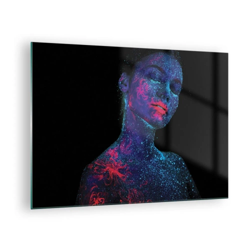 Quadro em vidro - Retrato de uma mulher com pintura corporal fluorescente - 70x50cm - Na poeira estelar - Decoração de parede moderna para a sala de estar e quarto ARTTOR