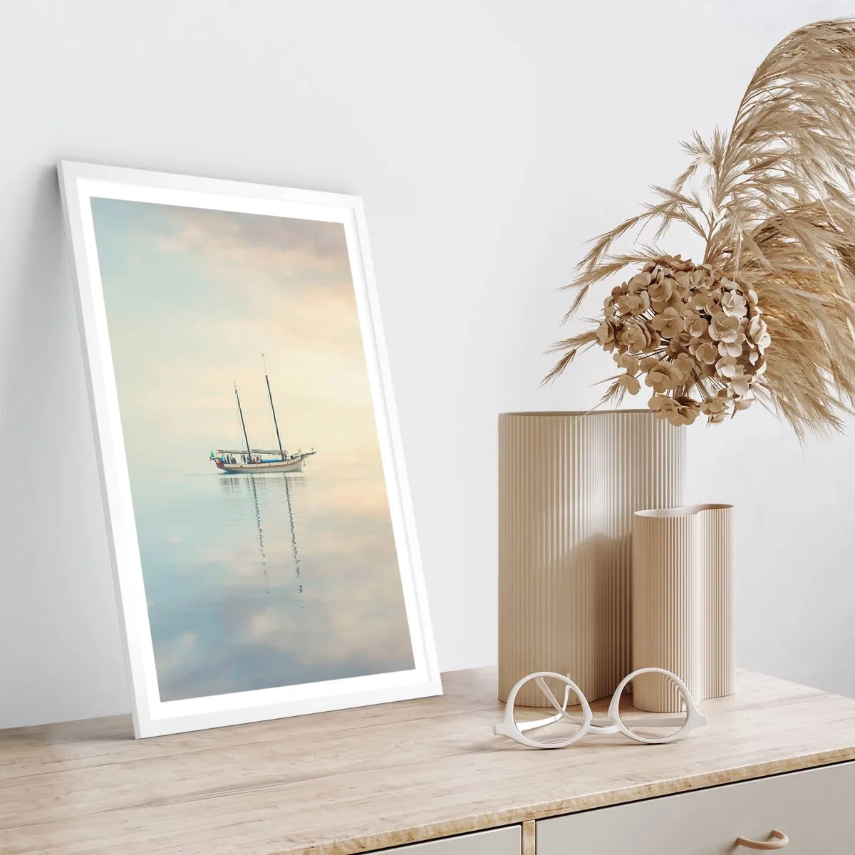 Pôster em moldura branca - Num mar de silêncio - 61x91 cm