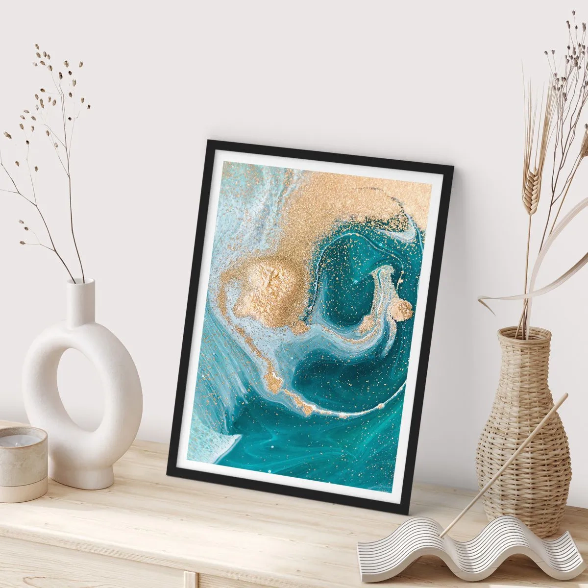 Pôster com moldura preta - Um vórtice de ouro e turquesa - 61x91 cm