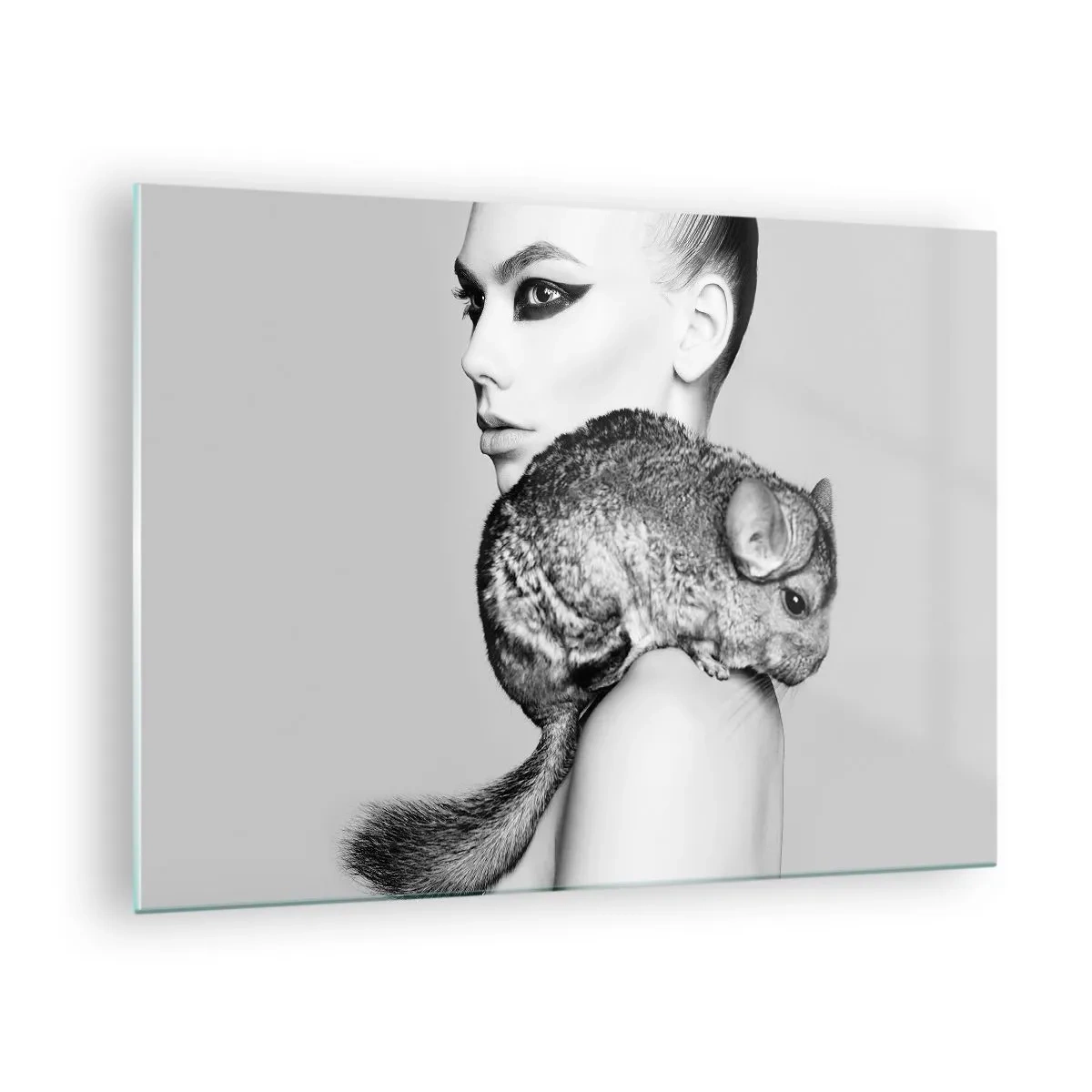 Quadro em vidro - Retrato de uma mulher com uma chinchila em preto e branco - 70x50cm - A dama com a chinchila - Decoração de parede moderna para a sala de estar e quarto ARTTOR