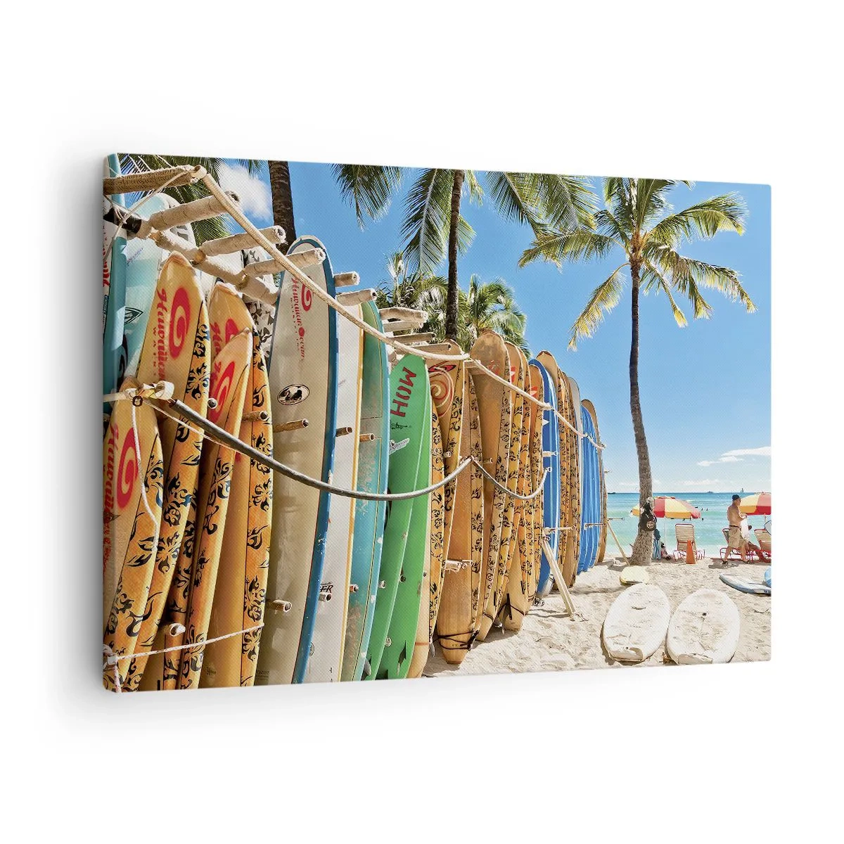 Quadro em tela - Pranchas de surfe em uma praia com palmeiras - 70x50cm - Diversão ensolarada - Decoração de parede moderna para a sala de estar e quarto ARTTOR