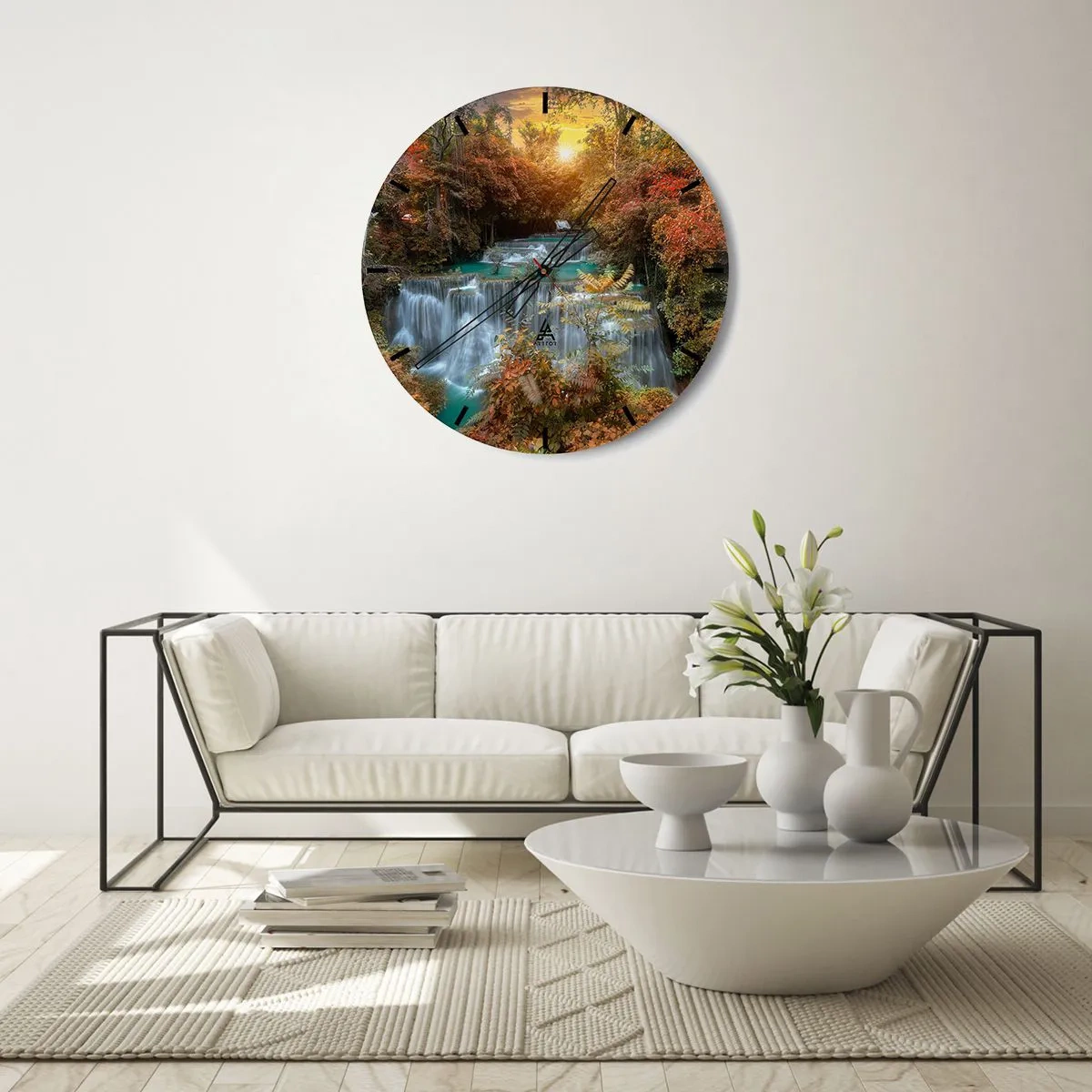 Relógio de parede - Relógio em vidro - Paisagem de outono com uma cachoeira à luz do pôr do sol - 30x30cm - O tesouro escondido da floresta - Decoração de parede moderna para a sala de estar, cozinha e quarto ARTTOR