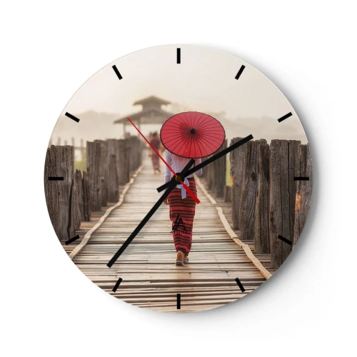 Relógio de parede - Relógio em vidro - Uma mulher com um guarda-chuva vermelho em uma ponte de madeira - 30x30cm - Na ponte velha - Decoração de parede moderna para a sala de estar, cozinha e quarto ARTTOR