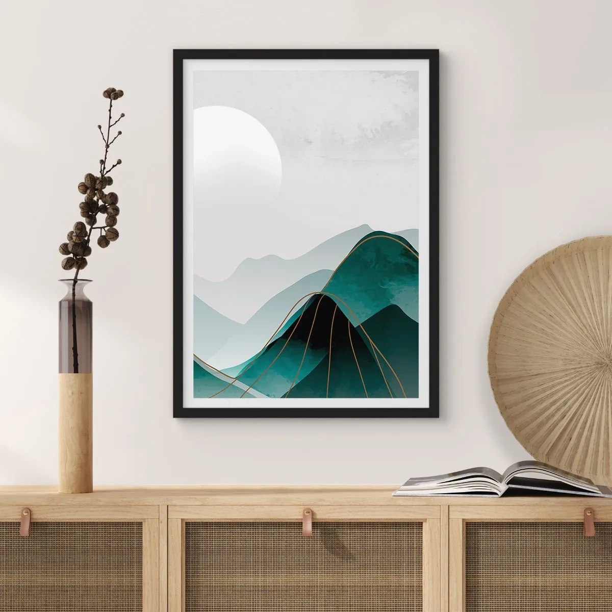 Pôster com moldura preta - Montanhas abstratas em tons de verde com delicado dourado - 50x70cm - Em plena majestade - Decoração de parede moderna para a sala de estar e quarto ARTTOR