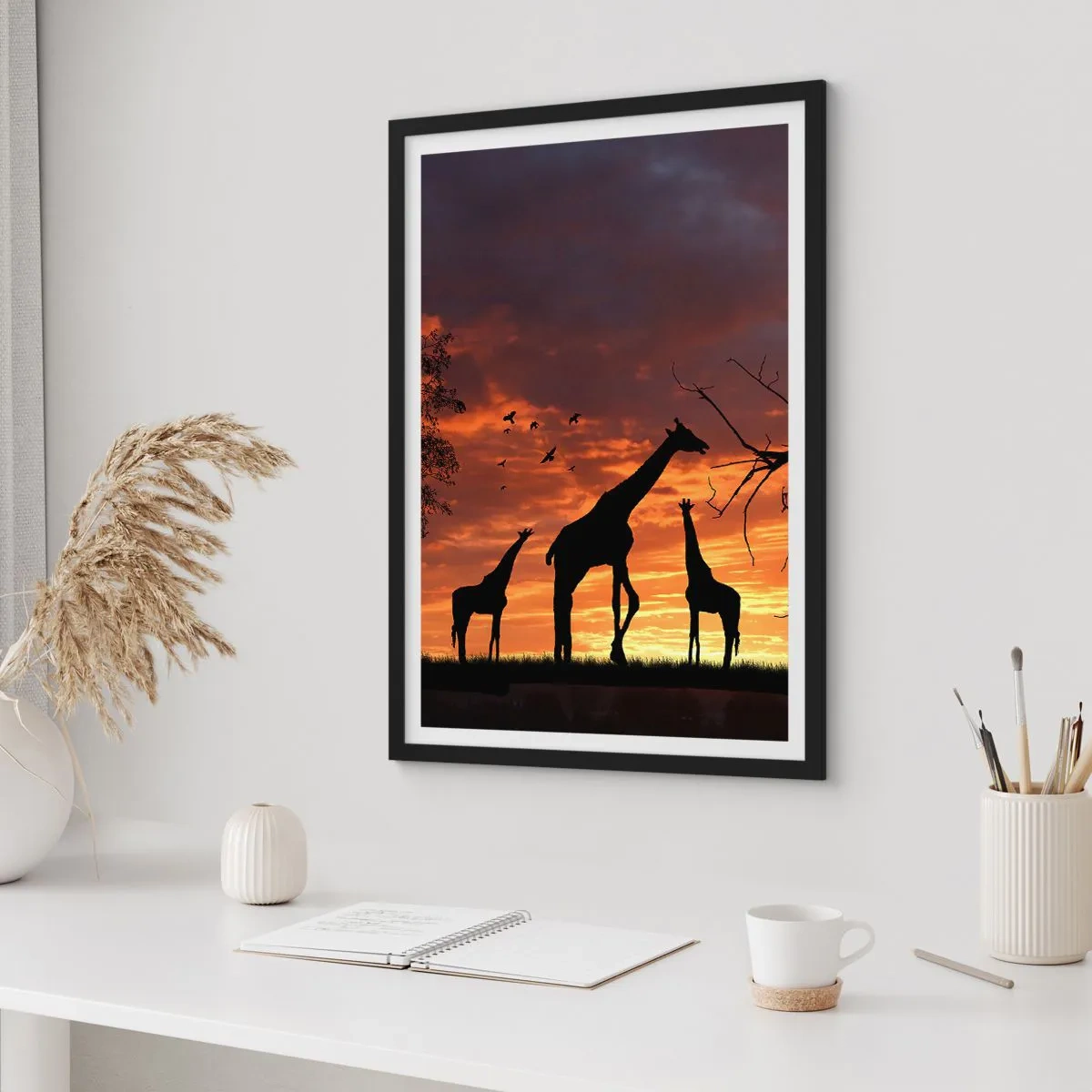 Pôster com moldura preta - Silhuetas de girafas ao pôr do sol - 50x70cm - Um pequeno jantar com seus entes queridos - Decoração de parede moderna para a sala de estar e quarto ARTTOR