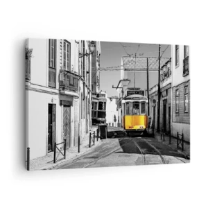 Quadro em tela - Um eléctrico amarelo nas ruas de Lisboa num cenário monocromático - 70x50cm - O Espírito de Lisboa - Decoração de parede moderna para a sala de estar e quarto ARTTOR