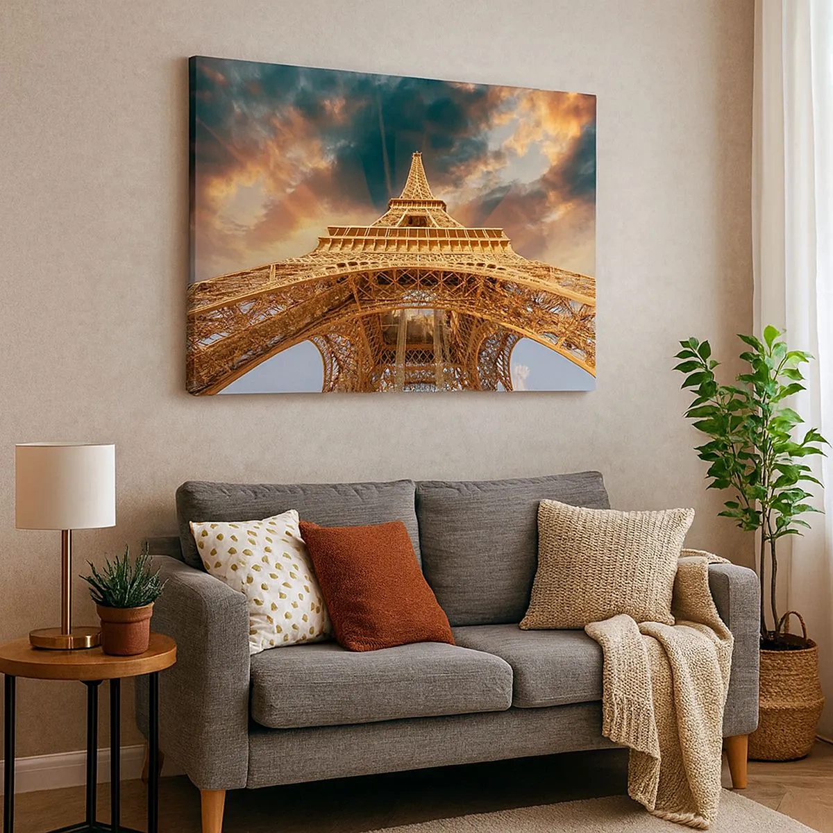 Quadro em tela - A Torre Eiffel vista de baixo contra o pôr do sol como pano de fundo - 70x50cm - Como a humanidade chegou ao céu - Decoração de parede moderna para a sala de estar e quarto ARTTOR