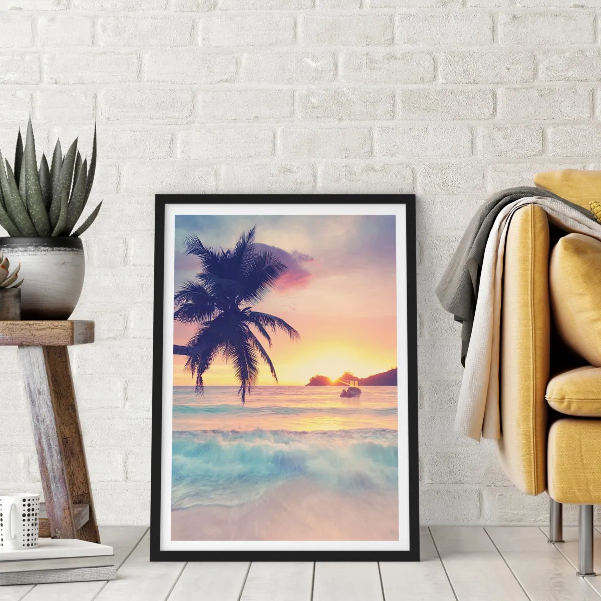 Pôster com moldura preta - Palmeira na praia durante o pôr do sol - 50x70cm - Noite na baía - Decoração de parede moderna para a sala de estar e quarto ARTTOR