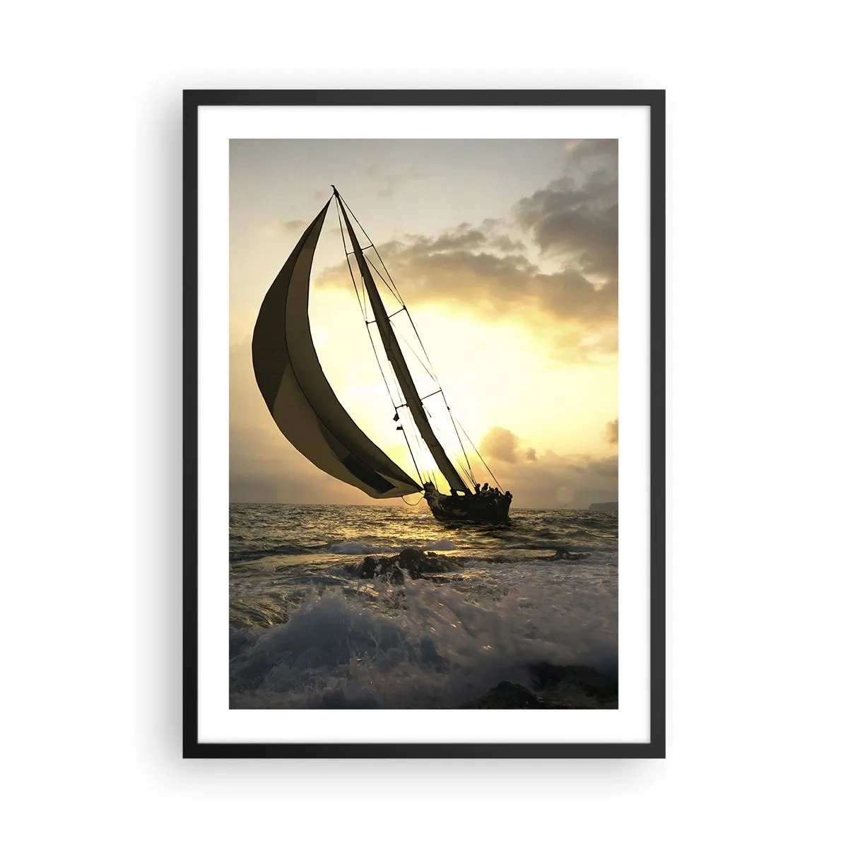 Pôster com moldura preta - Um veleiro em um mar tempestuoso sob o brilho do sol poente - 50x70cm - Com o vento e contra o vento - Decoração de parede moderna para a sala de estar e quarto ARTTOR