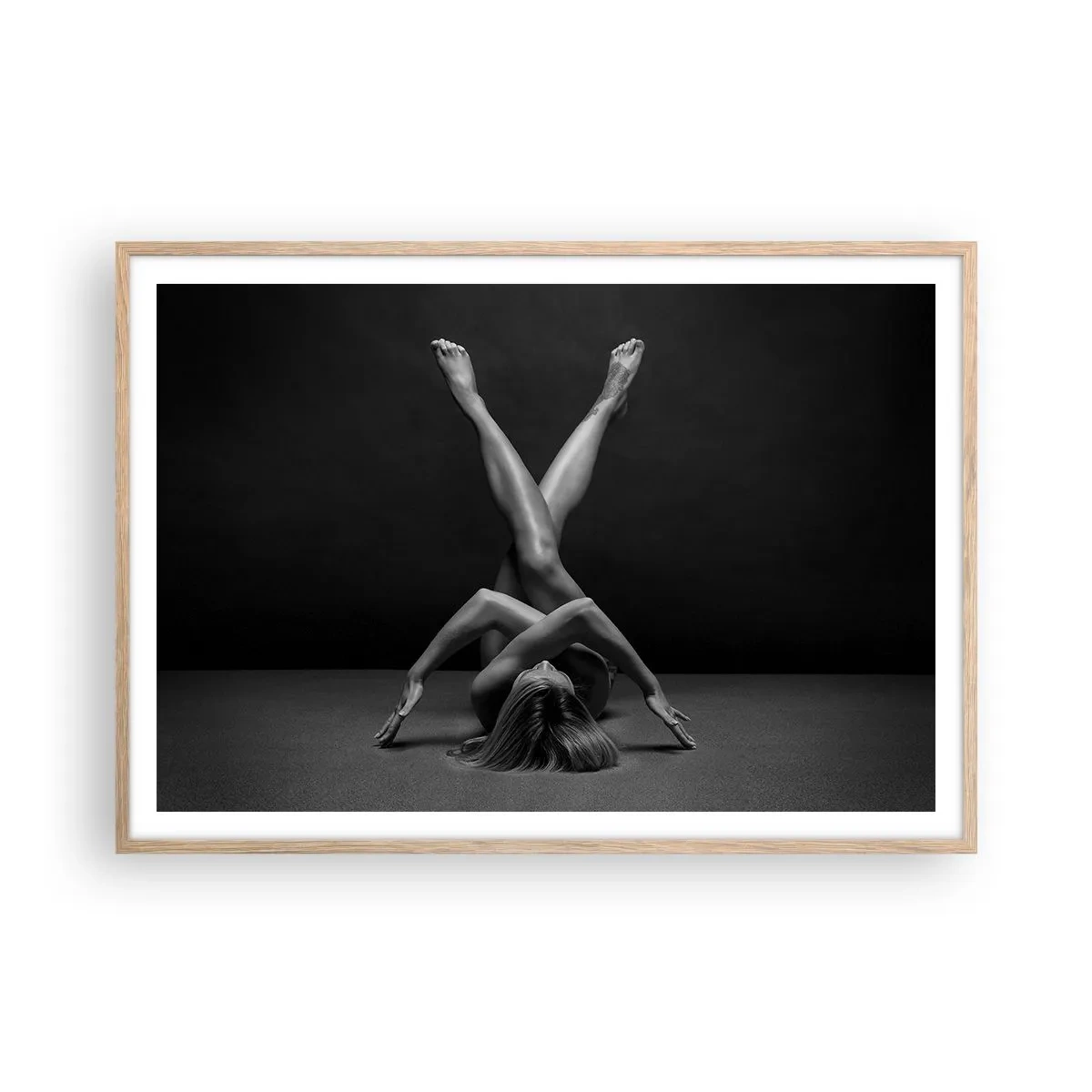 Pôster com moldura de carvalho claro - Geometria da nudez - 100x70 cm