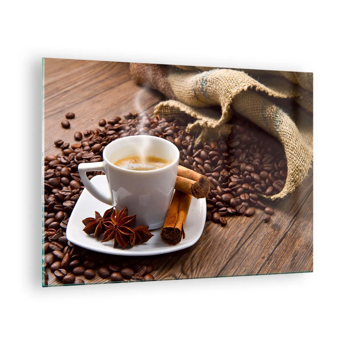 Quadro em vidro - Uma xícara de café com canela e grãos de café sobre uma mesa de madeira - 70x50cm - Sabor e aroma picantes - Decoração de parede moderna para a sala de estar e quarto ARTTOR