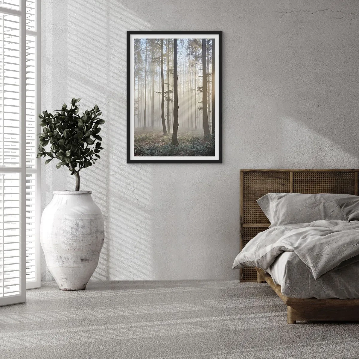 Pôster com moldura preta - Uma manhã de neblina na floresta com raios de sol - 50x70cm - O nevoeiro também acordou - Decoração de parede moderna para a sala de estar e quarto ARTTOR
