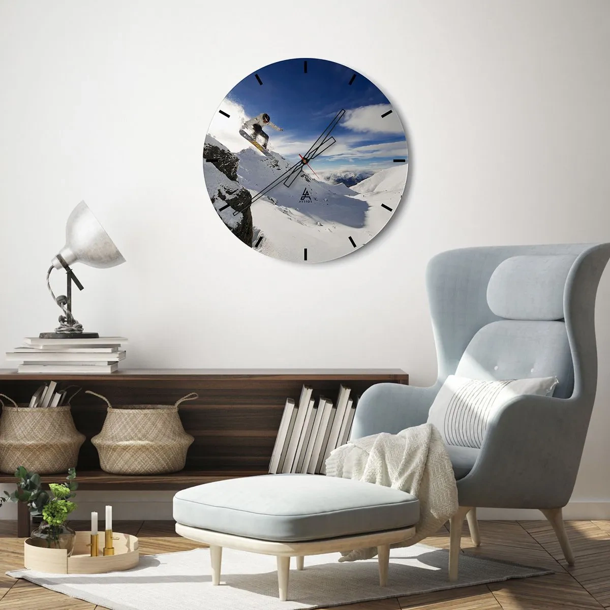Relógio de parede - Relógio em vidro - Snowboarder em ação com montanhas ao fundo - 30x30cm - Liberdade sem fronteiras - Decoração de parede moderna para a sala de estar, cozinha e quarto ARTTOR