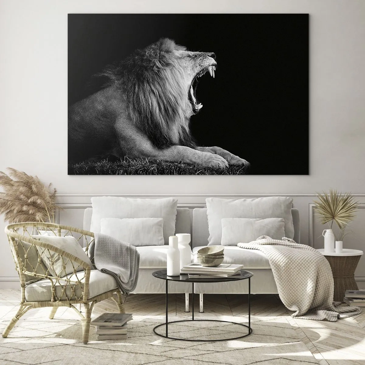 Quadro em vidro - Retrato em preto e branco de um leão rugindo contra uma sombra - 70x50cm - Sem dúvida alguma - Decoração de parede moderna para a sala de estar e quarto ARTTOR