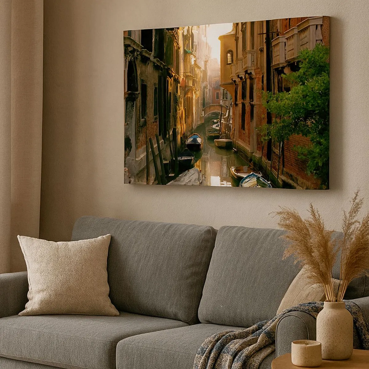 Quadro em tela - Um canal pitoresco em Veneza com barcos e uma ponte - 70x50cm - Em um beco veneziano - Decoração de parede moderna para a sala de estar e quarto ARTTOR