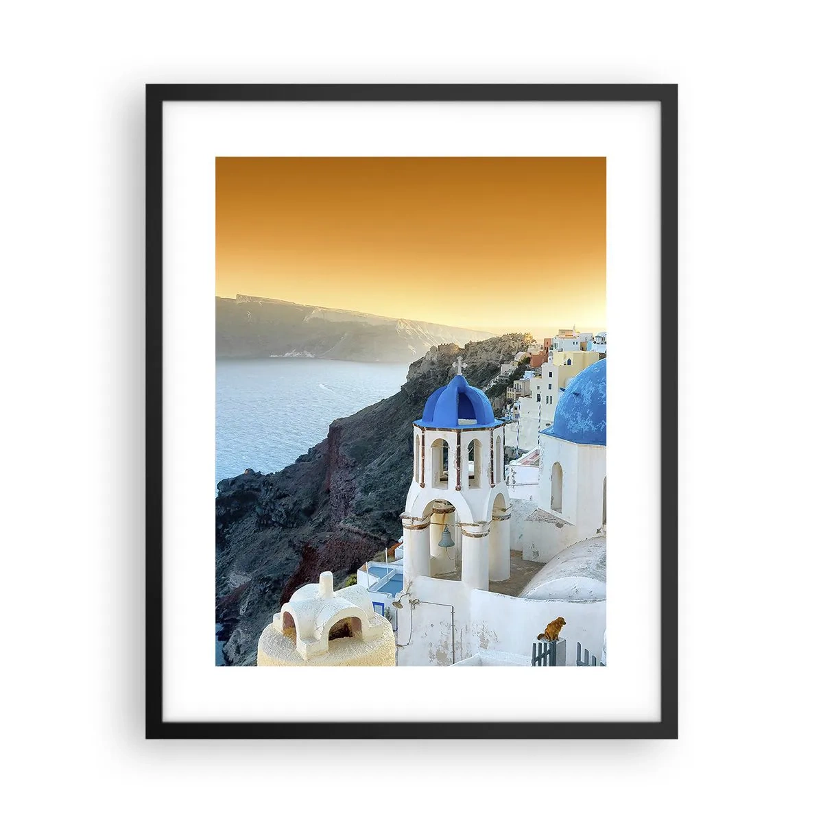 Pôster com moldura preta - Santorini - abraçada às rochas - 40x50 cm