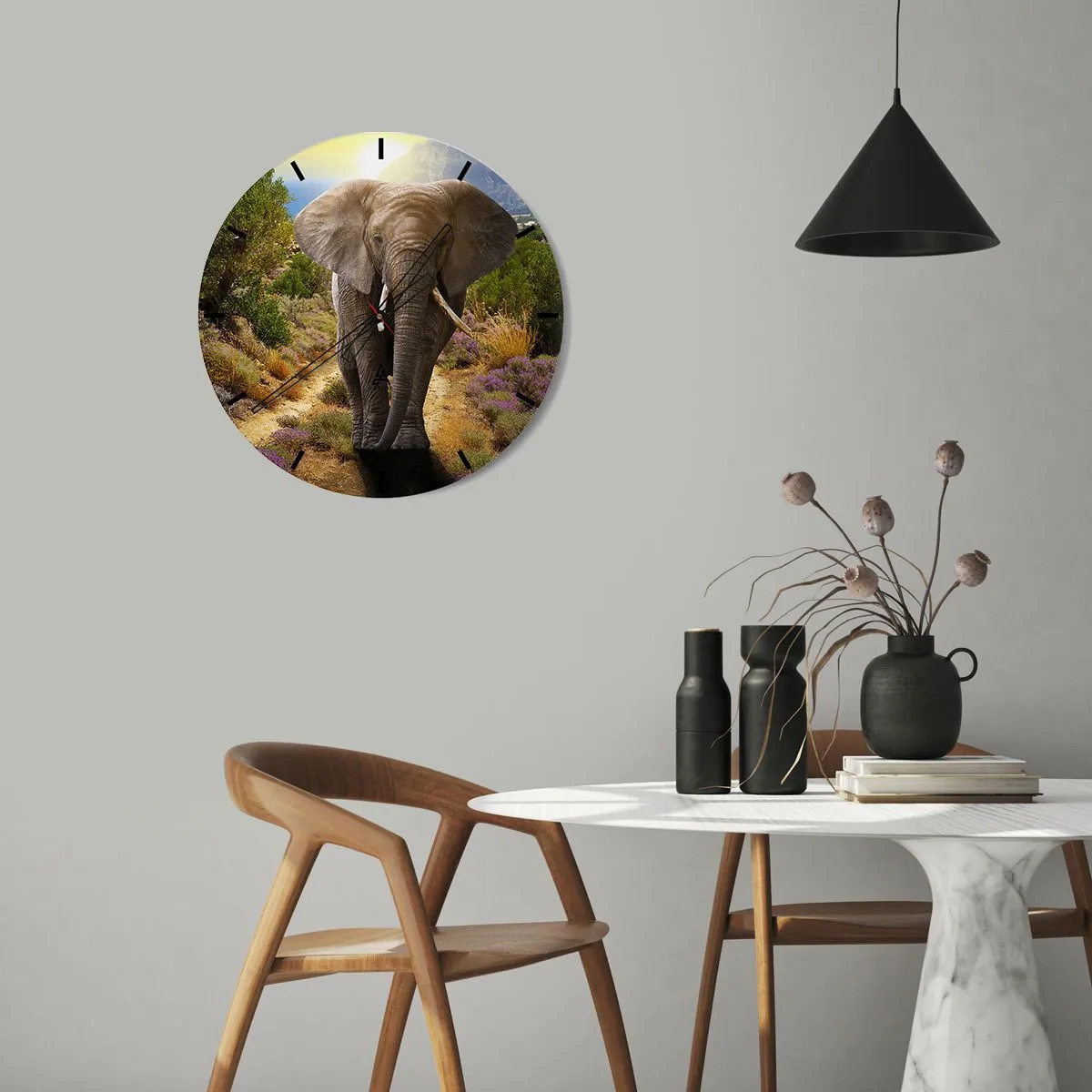 Relógio de parede - Relógio em vidro - Um elefante no fundo da natureza em um dia ensolarado - 30x30cm - Assim era o Éden - Decoração de parede moderna para a sala de estar, cozinha e quarto ARTTOR