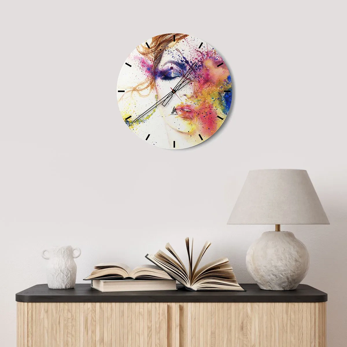 Relógio de parede - Relógio em vidro - Retrato abstrato de uma mulher nas cores do arco-íris - 30x30cm - Vertigem arco-íris - Decoração de parede moderna para a sala de estar, cozinha e quarto ARTTOR