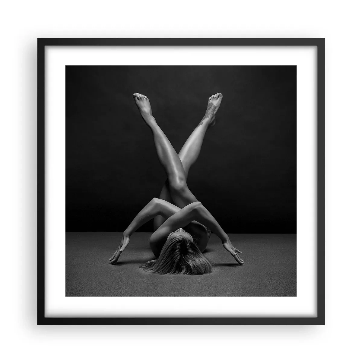 Pôster com moldura preta - Geometria da nudez - 50x50 cm