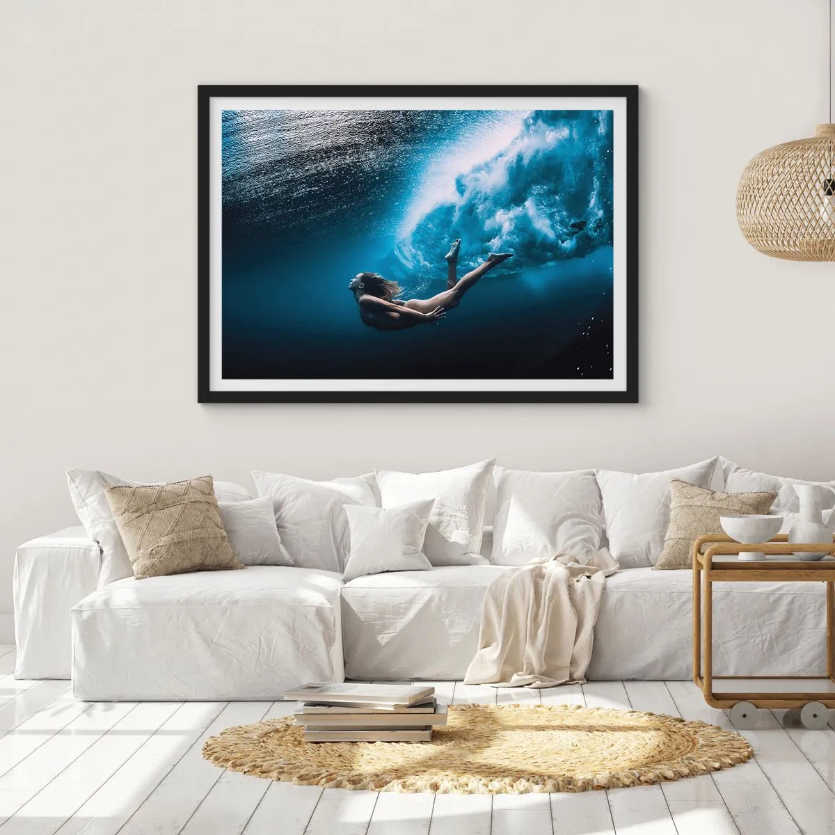 Pôster com moldura preta - Sereia moderna - 70x50 cm