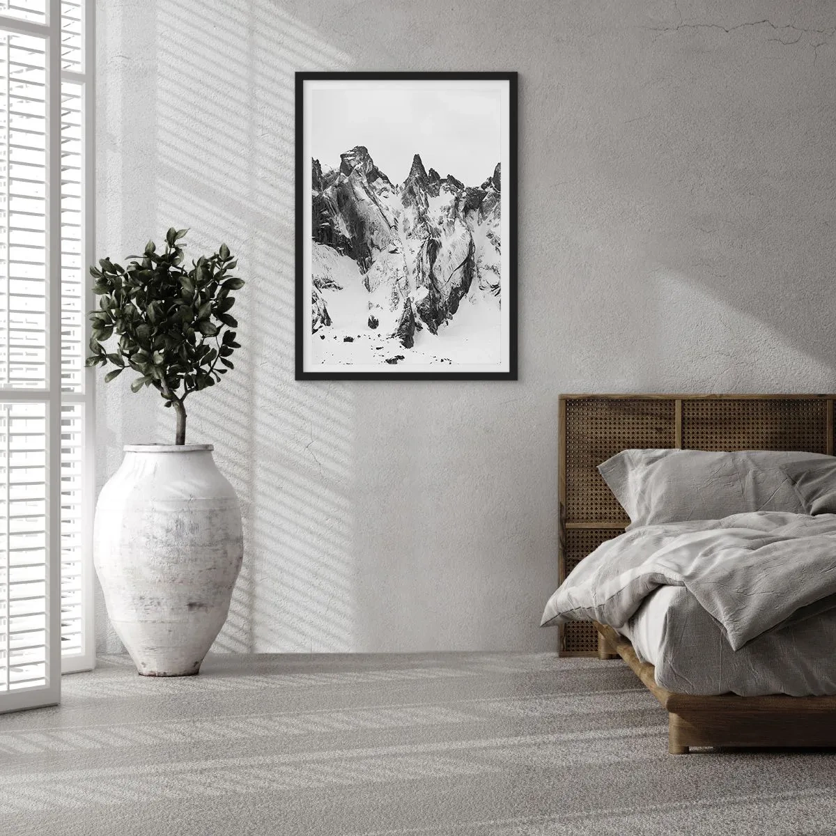 Pôster com moldura preta - O assustador cume de granito - 61x91 cm