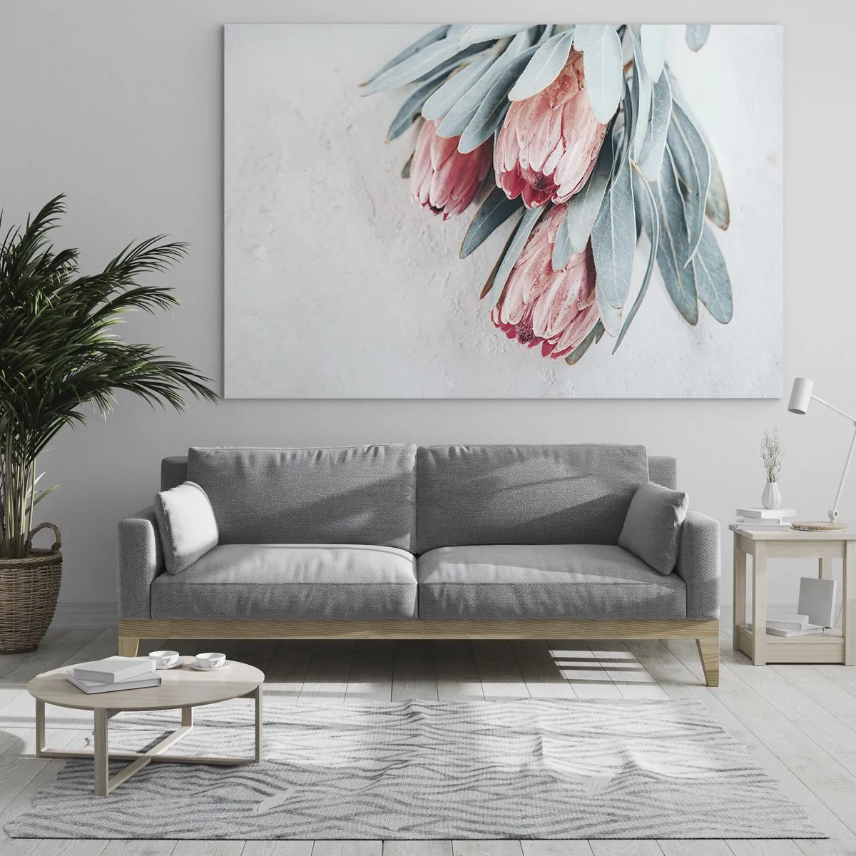 Quadro em vidro - Três flores de protea em tons pastéis com folhas em um fundo claro - 70x50cm - Envergonhadas da sua própria beleza - Decoração de parede moderna para a sala de estar e quarto ARTTOR