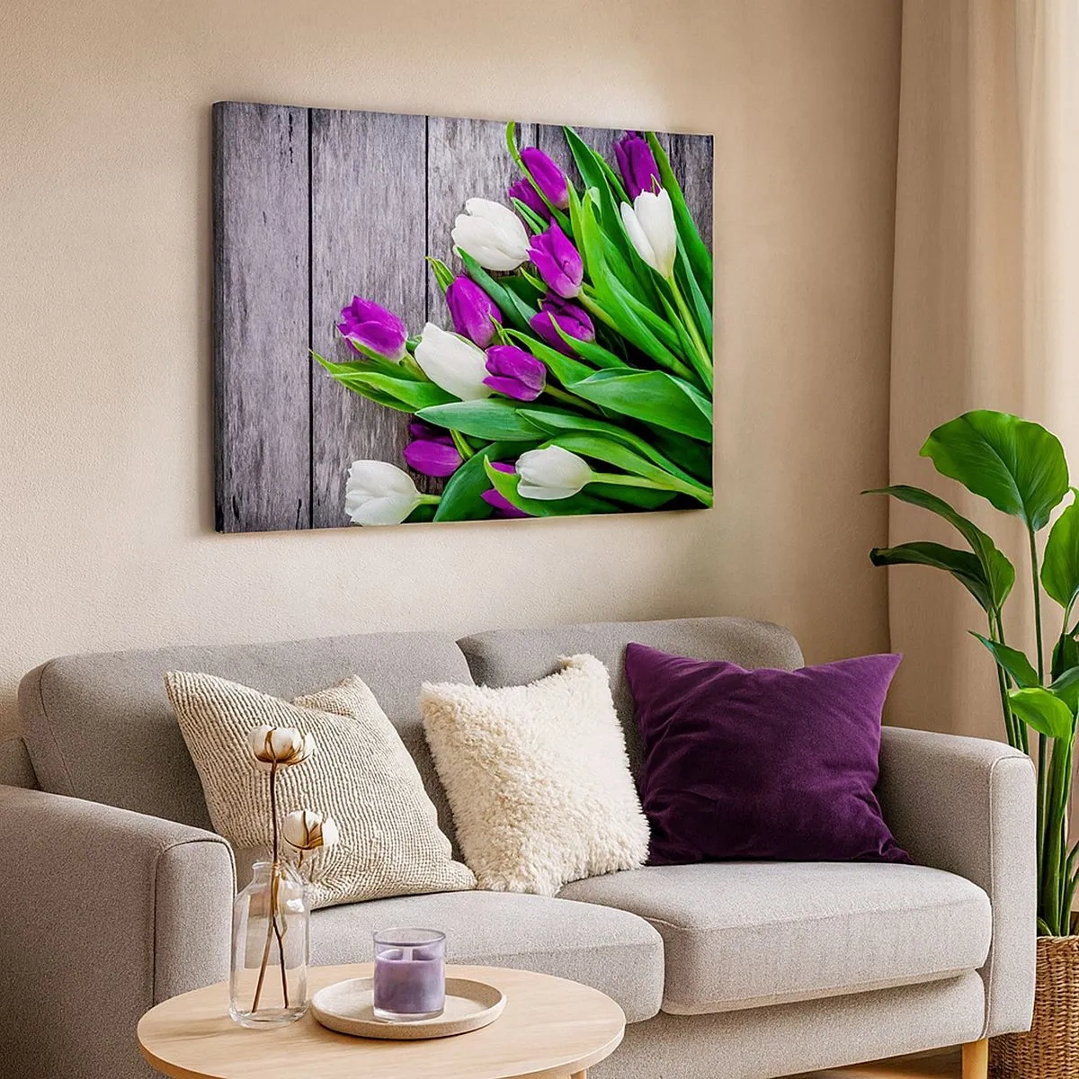 Quadro em tela - Um buquê de tulipas roxas e brancas em um fundo de madeira - 70x50cm - No dia do feriado da primavera - Decoração de parede moderna para a sala de estar e quarto ARTTOR
