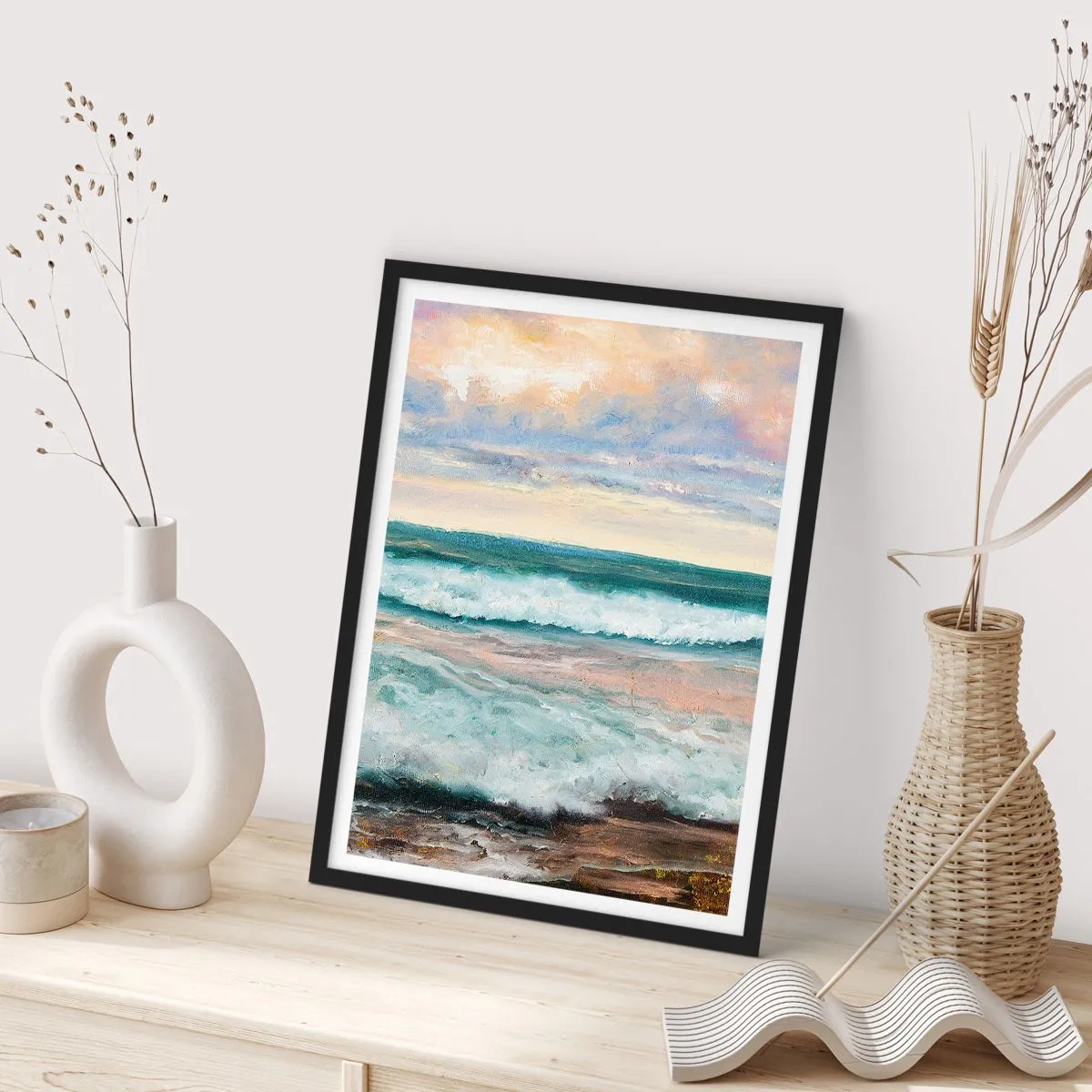 Pôster com moldura preta - Ondas do mar ao pôr do sol - 50x70cm - Aqui suavizas a alma - Decoração de parede moderna para a sala de estar e quarto ARTTOR