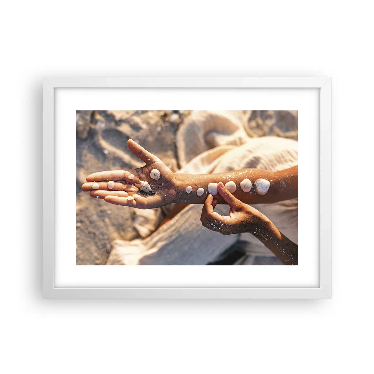 Pôster em moldura branca - Beleza na ponta dos dedos - 40x30 cm