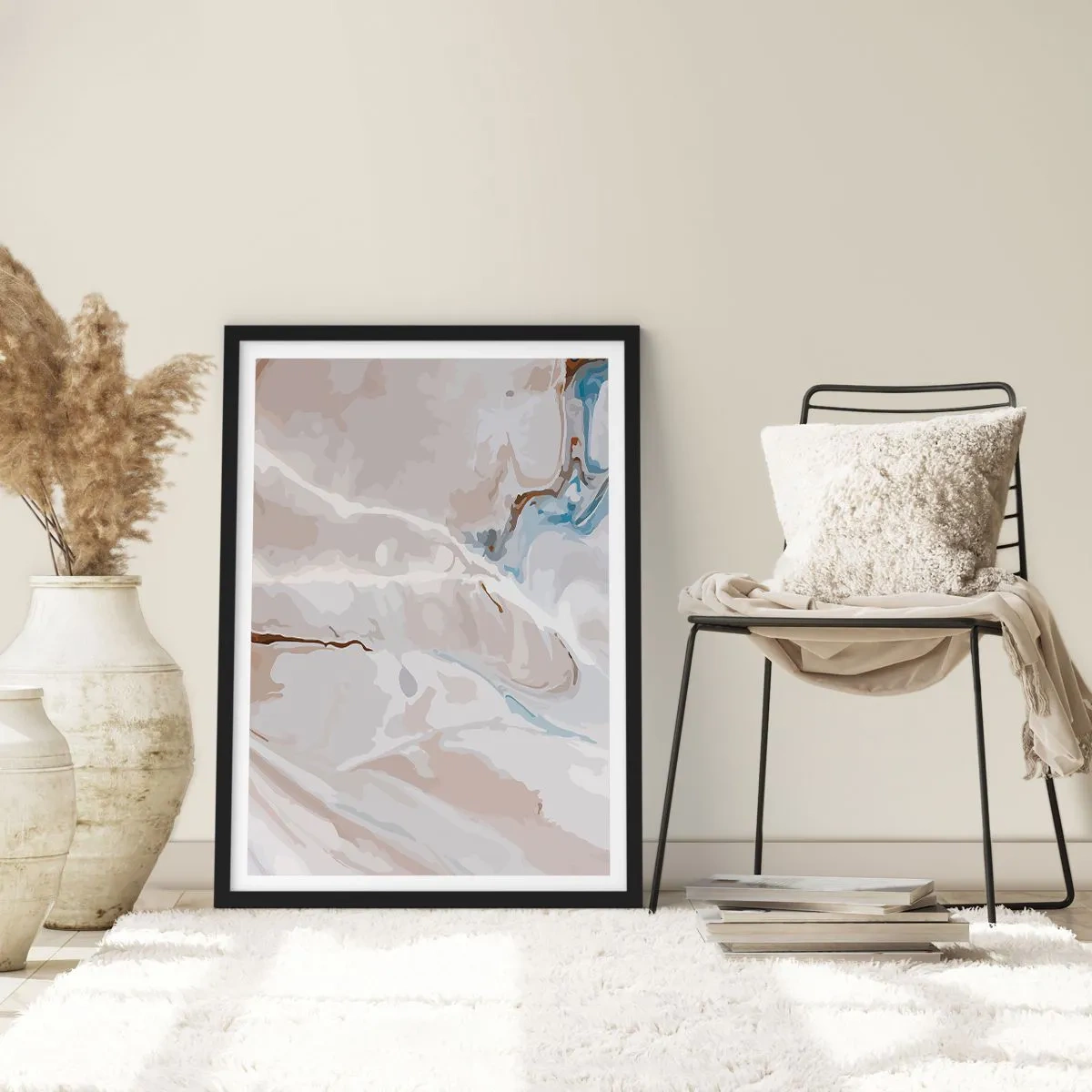 Pôster com moldura preta - Padrão de mármore em delicados tons de bege e azul - 50x70cm - Meandros azuis sob branco - Decoração de parede moderna para a sala de estar e quarto ARTTOR