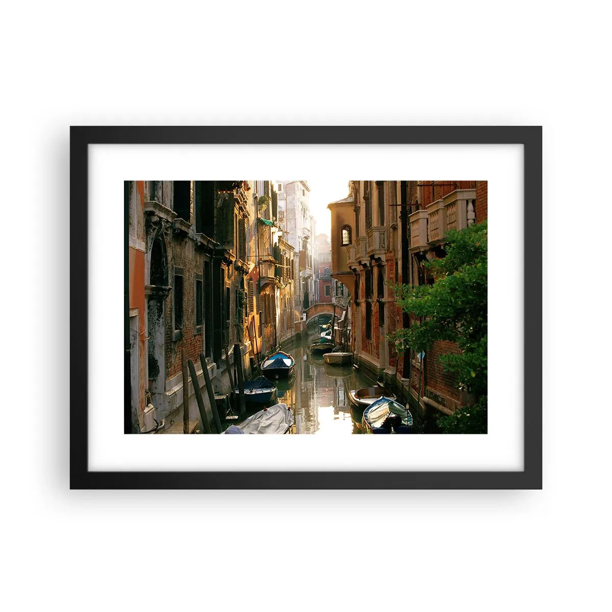 Pôster com moldura preta - Em um beco veneziano - 40x30 cm