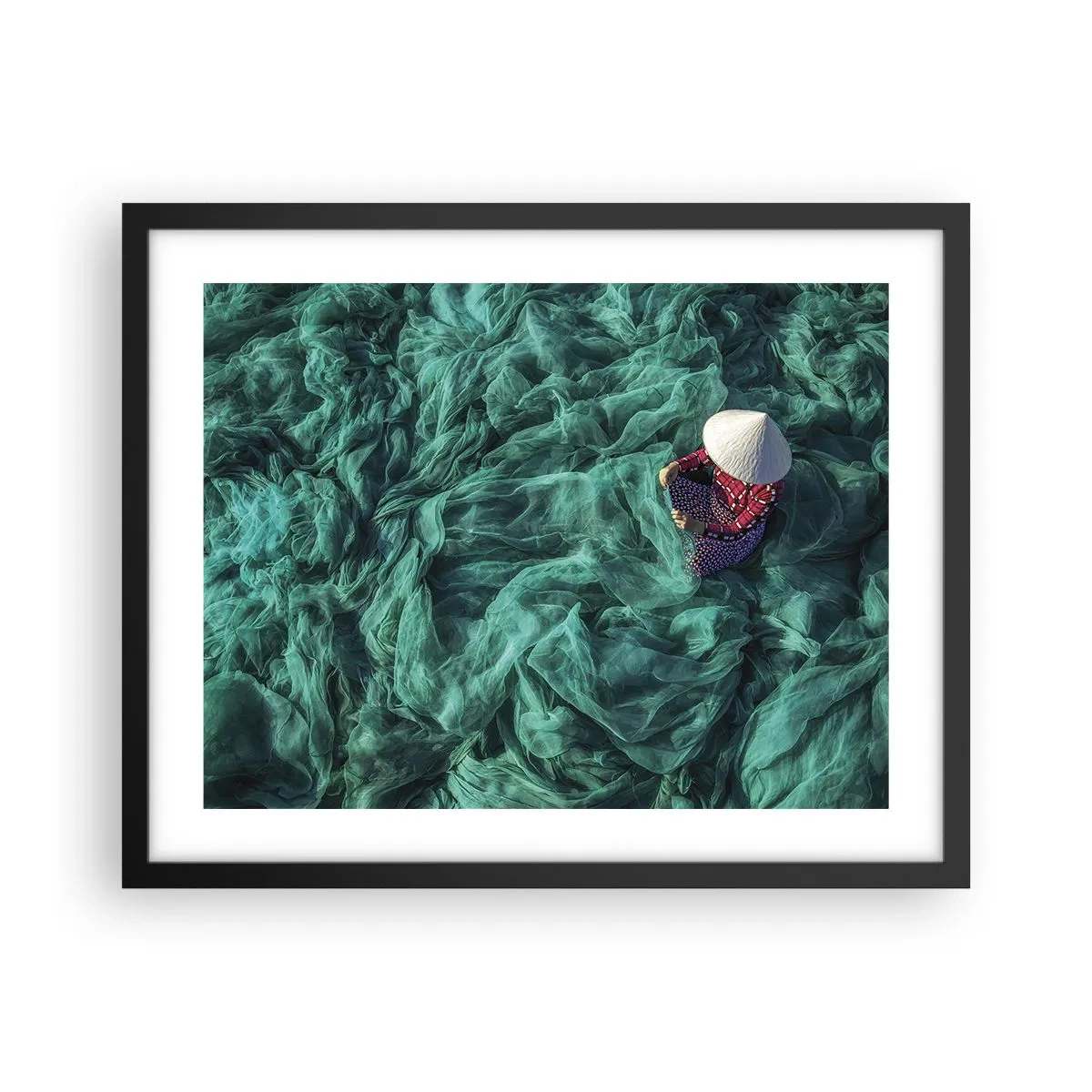 Pôster com moldura preta - Num mar de redes - 50x40 cm
