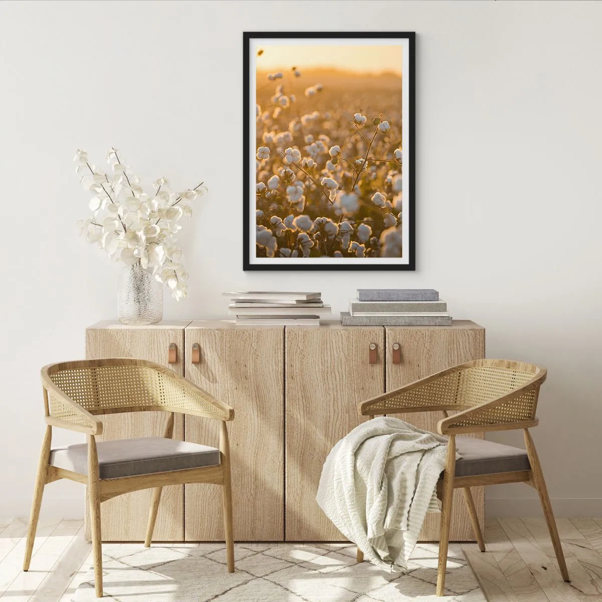 Pôster com moldura preta - Um campo de algodão sob a luz quente do pôr do sol - 50x70cm - Campo macio - Decoração de parede moderna para a sala de estar e quarto ARTTOR
