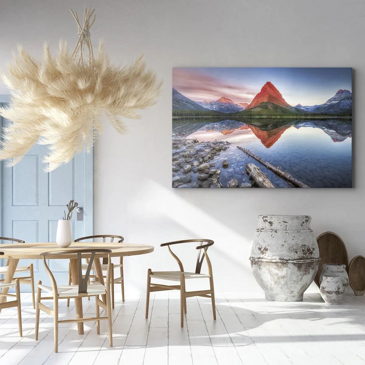 Quadro em tela - Uma montanha refletida em um lago ao pôr do sol - 70x50cm - Calor e frio - Decoração de parede moderna para a sala de estar e quarto ARTTOR