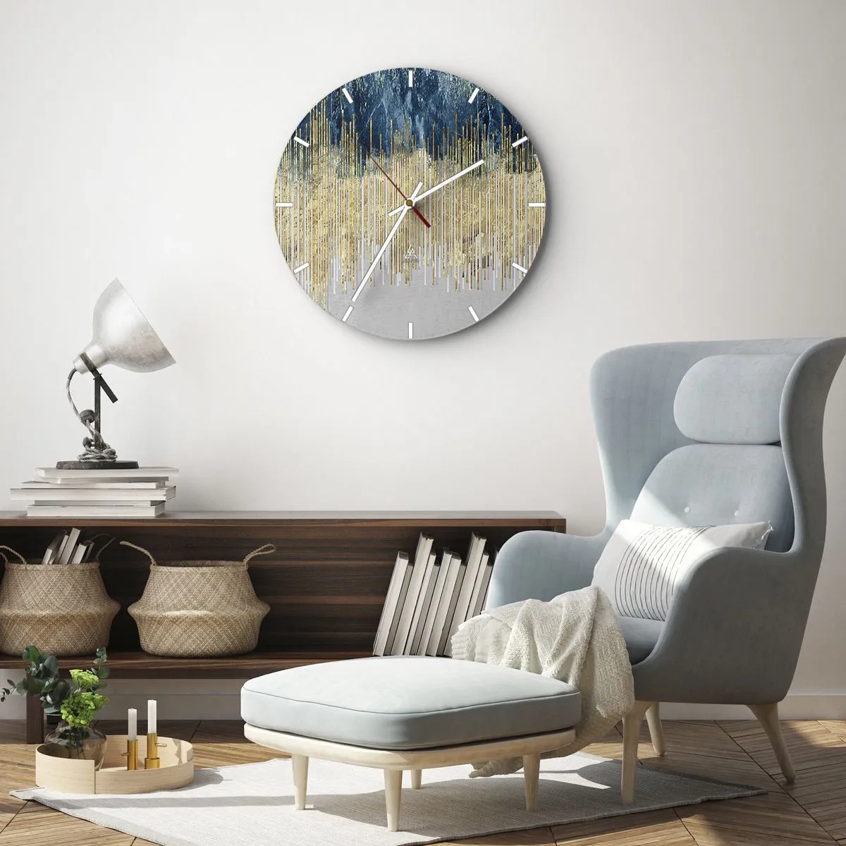 Relógio de parede - Relógio em vidro - Linhas verticais douradas em transição para gradientes azul-marinho e cinza - 30x30cm - Borda dourada - Decoração de parede moderna para a sala de estar, cozinha e quarto ARTTOR