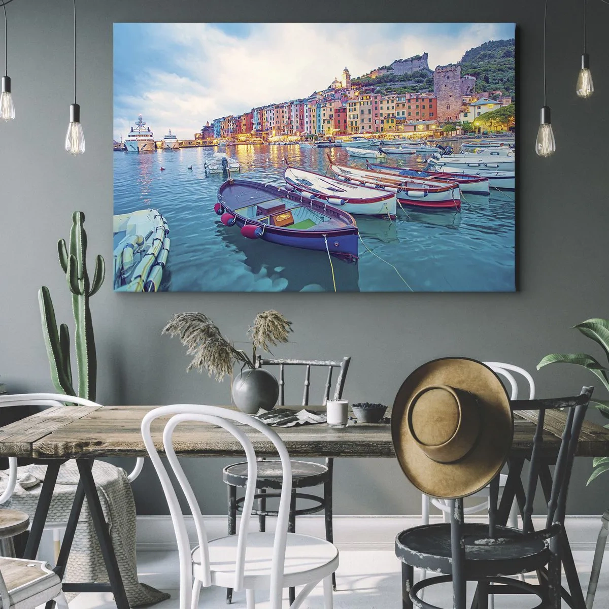 Quadro em tela - Uma cidade costeira colorida com barcos no porto - 70x50cm - Uma noite colorida no porto - Decoração de parede moderna para a sala de estar e quarto ARTTOR