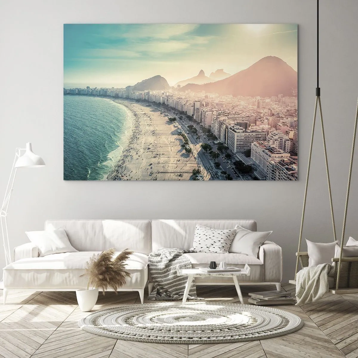 Quadro em vidro - Panorama da praia com edifícios urbanos e um cenário de montanhas - 70x50cm - Férias eternas no Rio - Decoração de parede moderna para a sala de estar e quarto ARTTOR