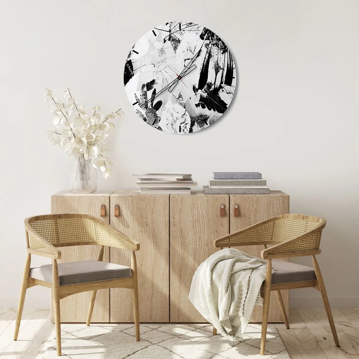 Relógio de parede - Relógio em vidro - Padrão floral e de folhas em preto e branco em estilo artístico - 30x30cm - Outono a preto e branco - Decoração de parede moderna para a sala de estar, cozinha e quarto ARTTOR
