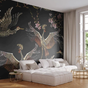 Papel de Parede Standard Eco - Padrão oriental com guindastes e flores em fundo preto - 100x70cm - O pássaro de conto de fadas - Decoração de parede moderna para a sala de estar e quarto ARTTOR