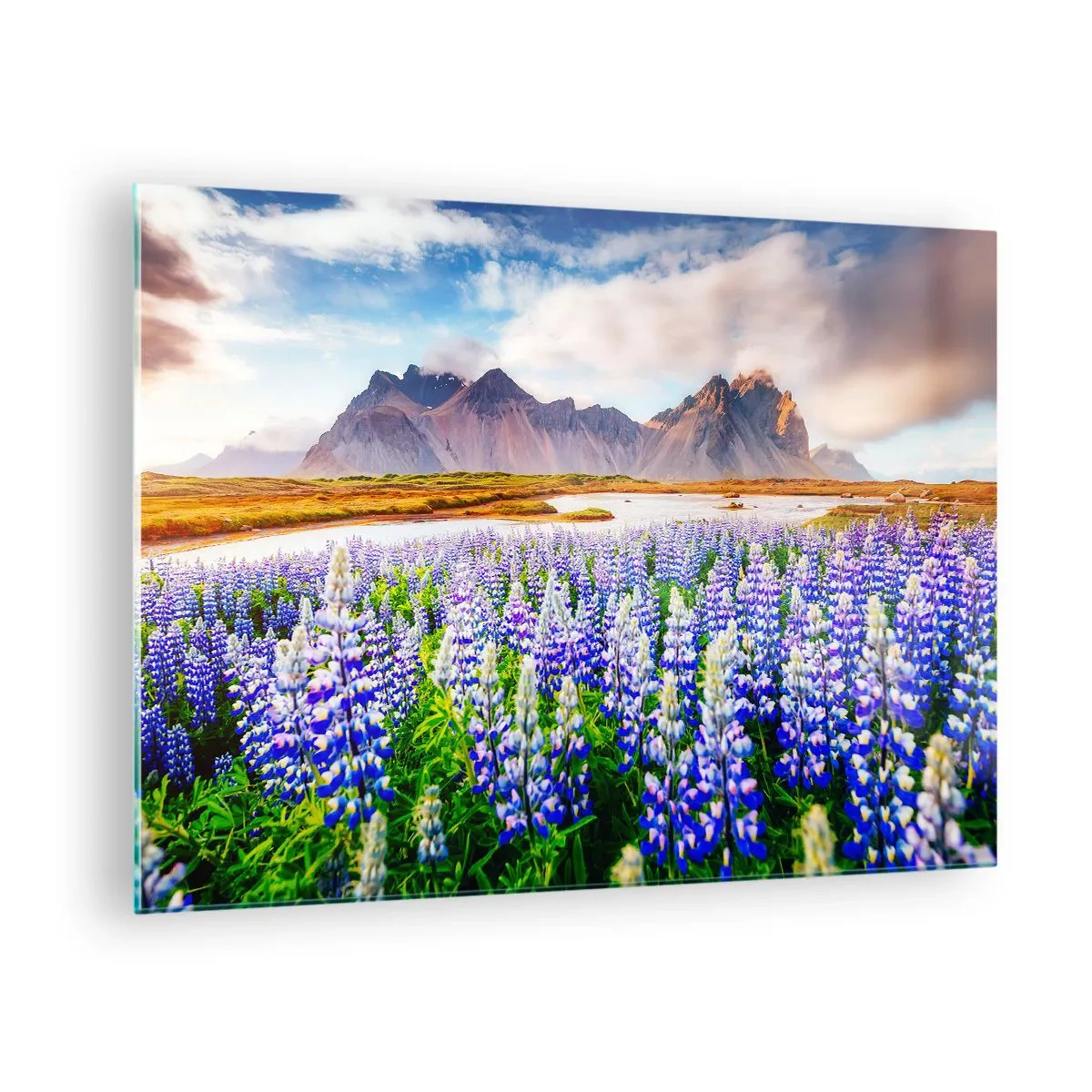 Quadro em vidro - Uma paisagem montanhosa com um prado florido e picos majestosos - 70x50cm - Força e severidade ao lado da suavidade - Decoração de parede moderna para a sala de estar e quarto ARTTOR